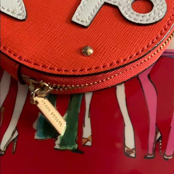 ❌❌SOLD❌❌Henri Bendel coin purse - Picture 2 of 3